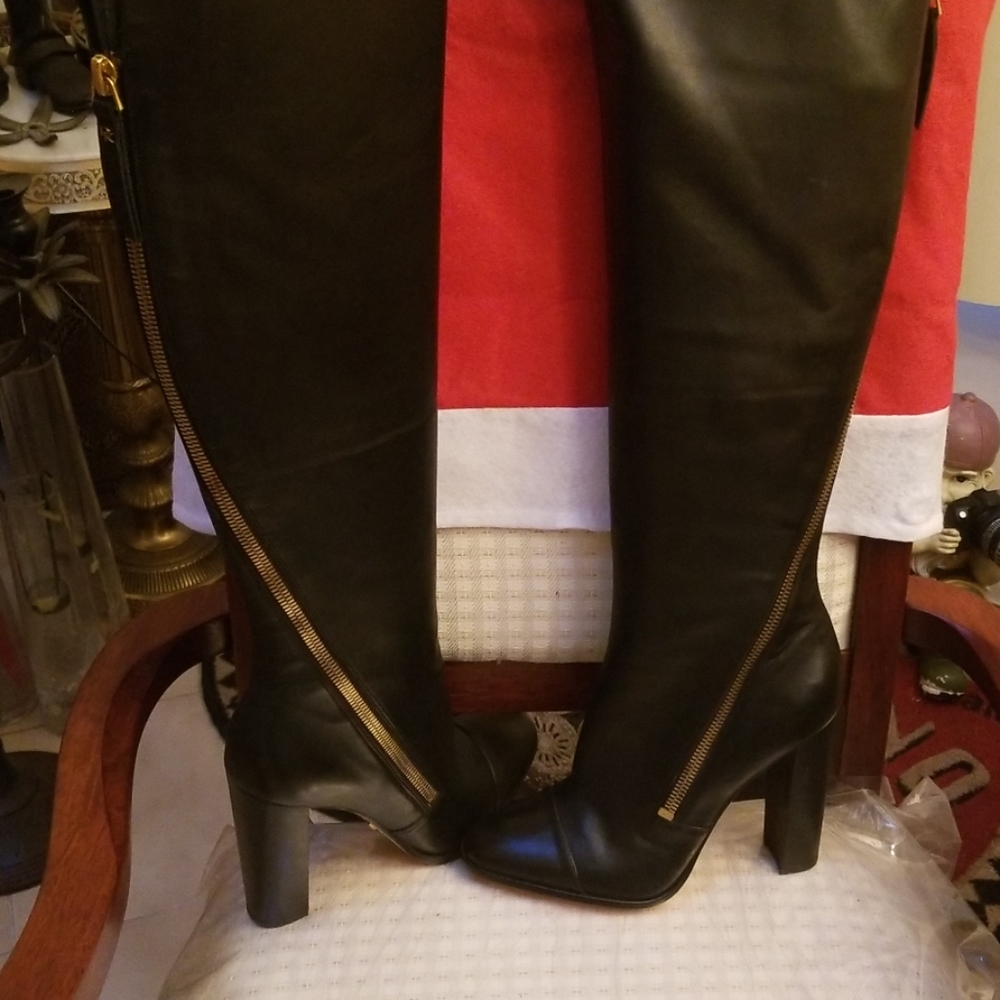 Donna- Karen Ariela Leather kneeHigh Boots